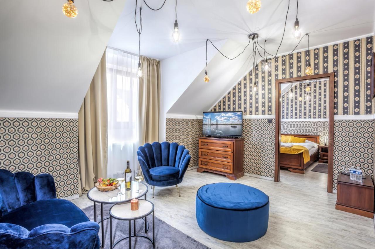Hotel Beta Bzenec Buitenkant foto