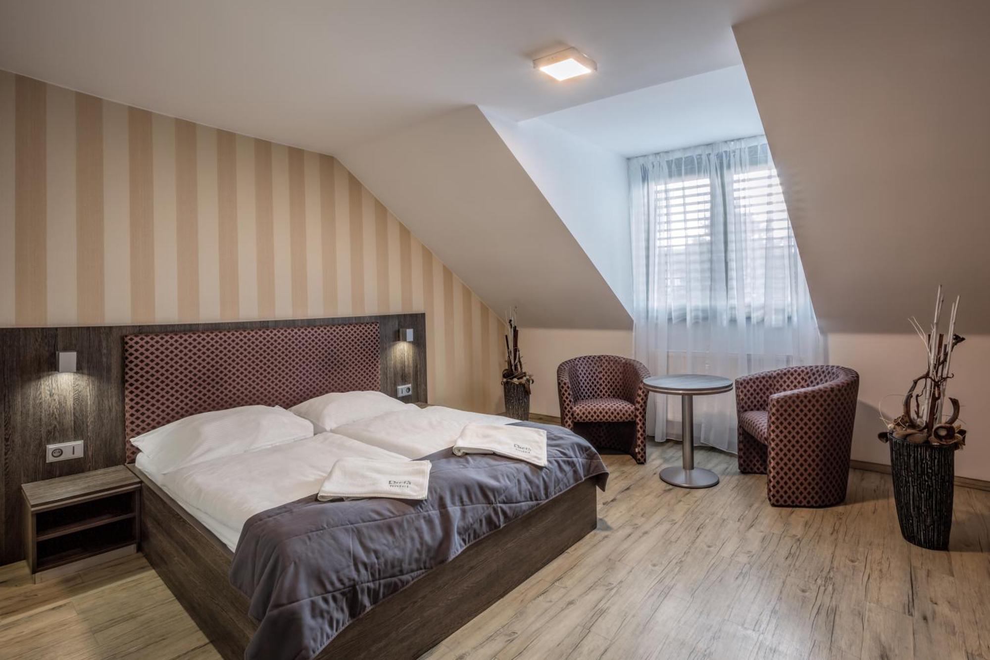 Hotel Beta Bzenec Buitenkant foto