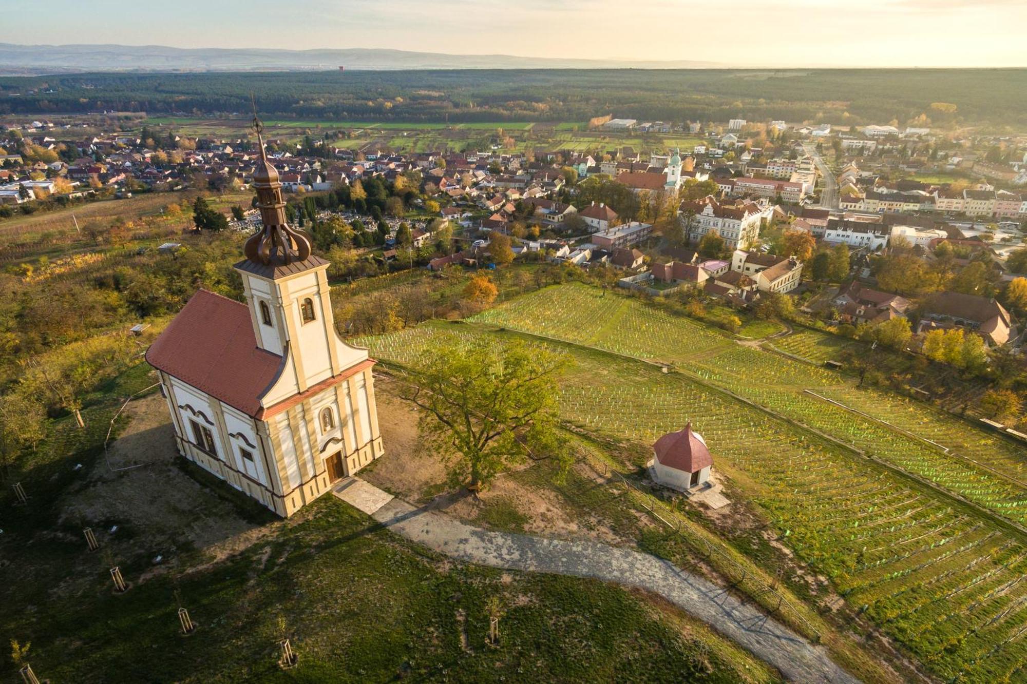 Hotel Beta Bzenec Buitenkant foto