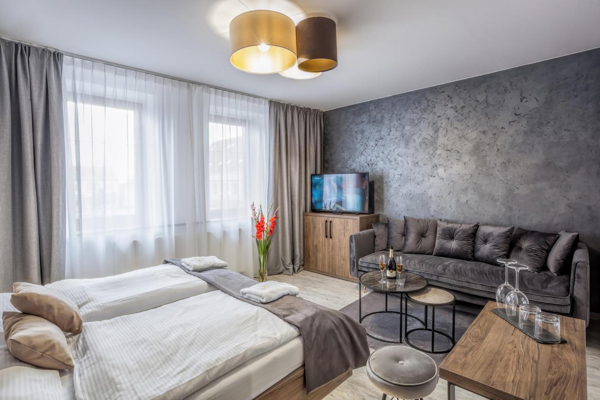 Hotel Beta Bzenec Buitenkant foto